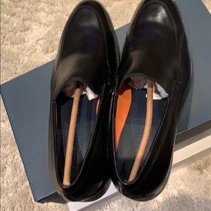 Cole Haan Men’s Black leather shoes